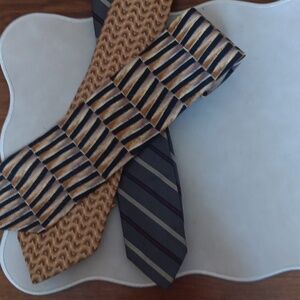 Bundle of 3 Mens Vintage Ties.
